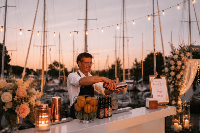 Mobile Cocktailbar im Einsatz bei einem Event